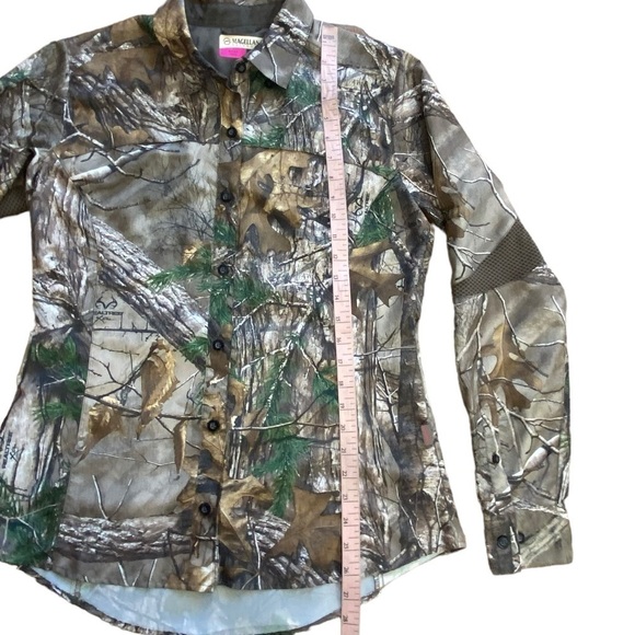 Magellan Outdoors Hunt Gear Women’s Medium Green Brown Woods - Picture 3 of 12